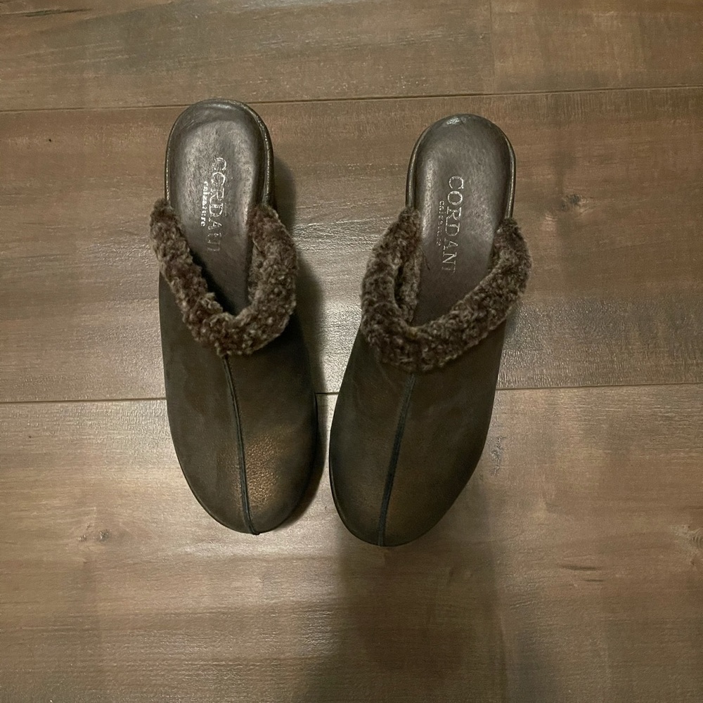 Cordani mules or slides